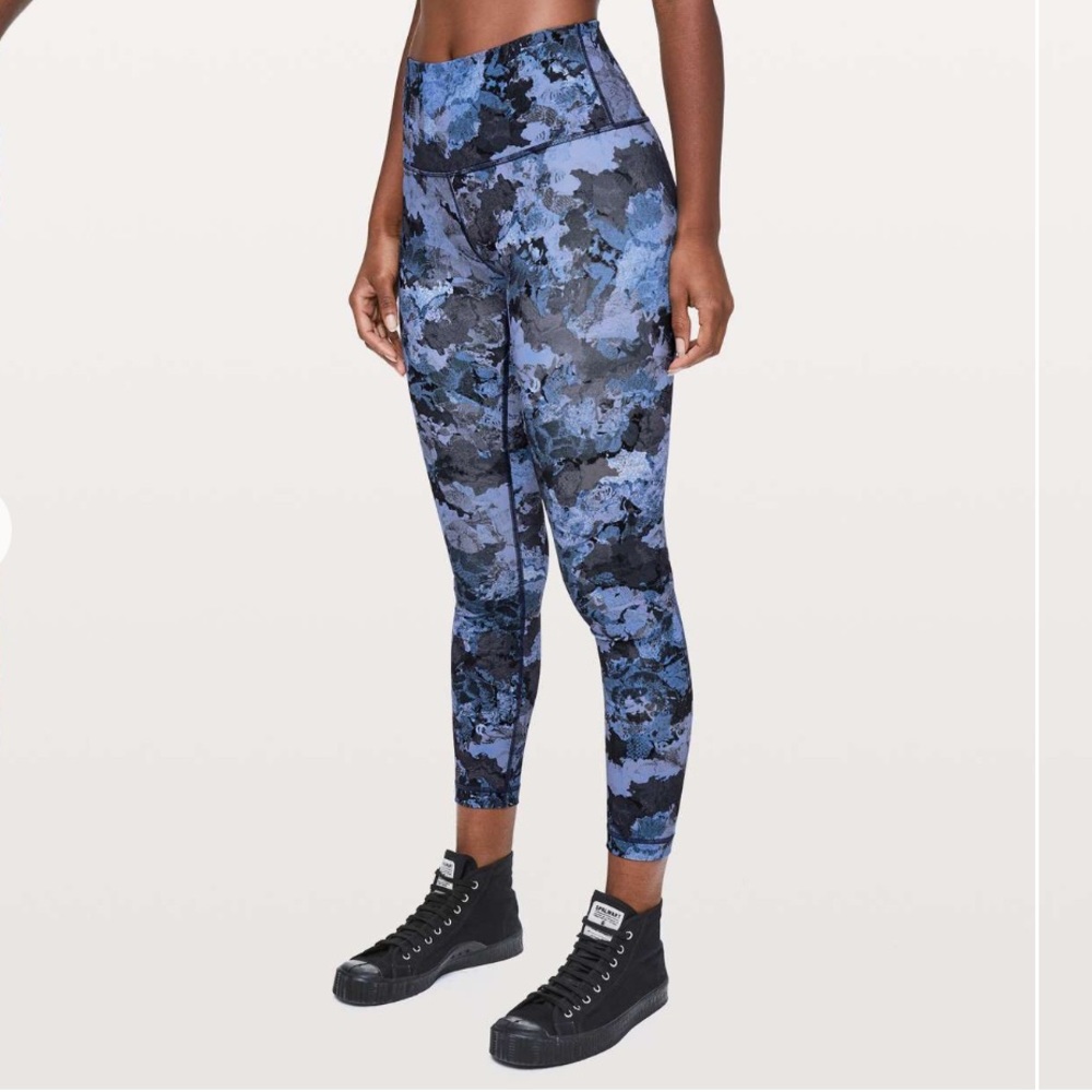 Lululemon Wunder Under Hi-Rise 7/8 Tight *25"
Screen Camo Multi Sz 8